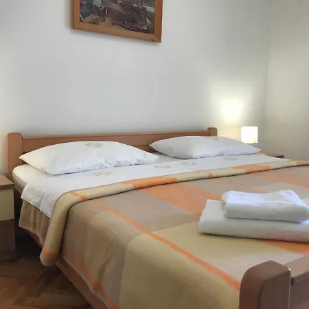 Summer 3* Baška